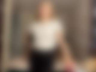 GenieHeartz's Live Sex Cam Show