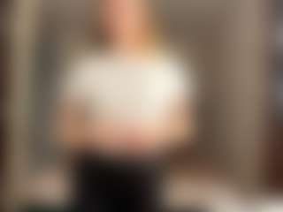 GenieHeartz's Live Sex Cam Show