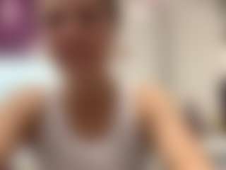 GenieHeartz's Live Sex Cam Show