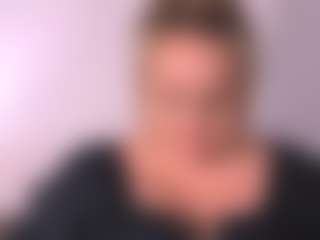 HazelTop69's Live Sex Cam Show