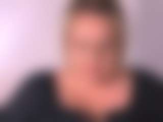 HazelTop69's Live Sex Cam Show