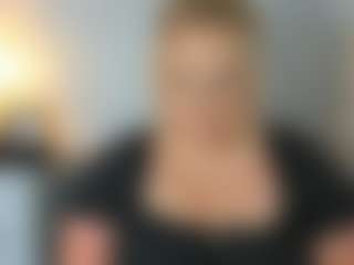 HazelTop69's Live Sex Cam Show