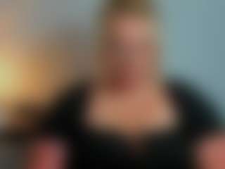 Live cam show with HazelTop69 - BBW on Camsoda