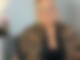 HazelTop69's Live Sex Cam Show