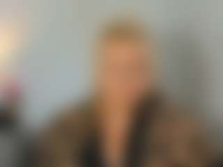 HazelTop69's Live Sex Cam Show