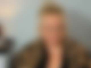 HazelTop69's Live Sex Cam Show