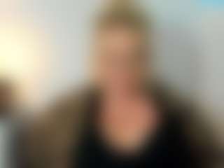 HazelTop69's Live Sex Cam Show