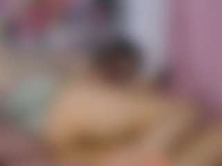 Jade-Ellis's Live Sex Cam Show