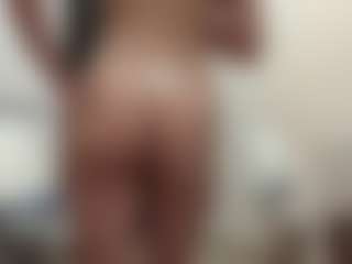 Live cam show with JeniceTorell - New Shaved Pussy on Gym Cam Girls