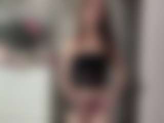 Live cam show with JeniceTorell - Raven Hair on Mixed Magazine Live