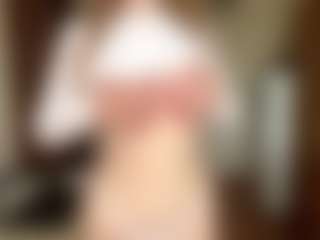 Live cam show with JoanneFucci - White Big Ass on Instabang