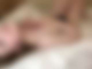 Live cam show with JoanneFucci - Interactivetoy Granny on Camsoda