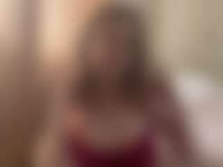 Live cam show with JoanneFucci - Public Mature on Camsoda