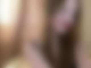 Live cam show with JoanneFucci - Facial Piercings on Camsoda
