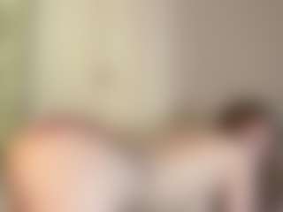 Live cam show with JoanneFucci - Small Tits Mature on Camiplay Live