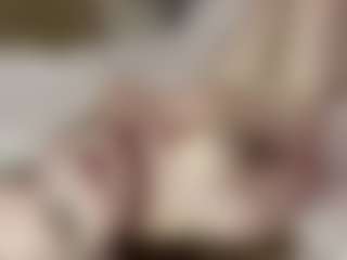 Live cam show with JoanneFucci - Smoking on slutload