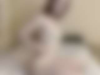 Live cam show with JoanneFucci - Mature Young Adult on TeamSkeetLive