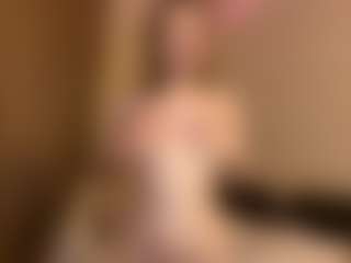 Live cam show with JoanneFucci - Trimmed Granny on Camsoda