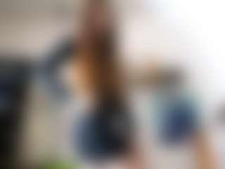 LarissaSumey's Live Sex Cam Show