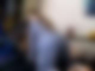 Live cam show with LarissaSumey - Shaved on AdultVida.com