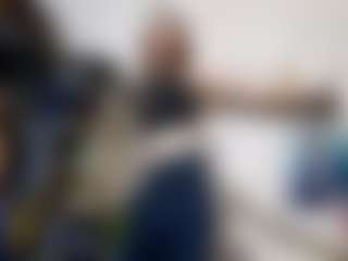 Live cam show with LarissaSumey - Shaved on Camsoda