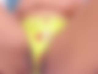 Live cam show with LexiDiangelo - Camel Toe on Cam Slut