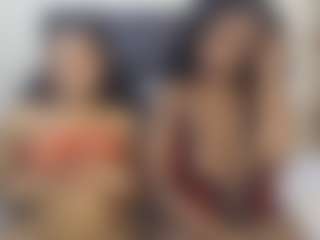 Live cam show with sweetluxey - Brown Eyes Curvy on Camsoda