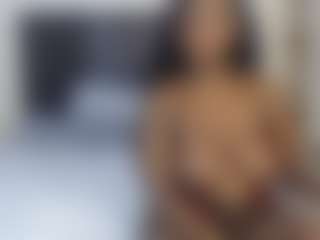 sweetluxey's Live Sex Cam Show