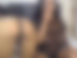 sweetluxey's Live Sex Cam Show