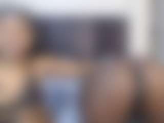 sweetluxey's Live Sex Cam Show