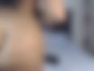 sweetluxey's Live Sex Cam Show