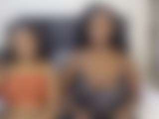 Live cam show with sweetluxey - Middle Aged on studioflirtlive.com