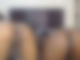 sweetluxey's Live Sex Cam Show