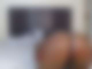 sweetluxey's Live Sex Cam Show