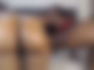 sweetluxey's Live Sex Cam Show