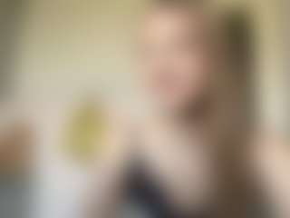 Live cam show with Eve - Strip on Camsoda