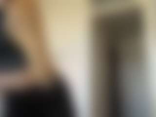 Live cam show with Eve - Smoking on Camsoda