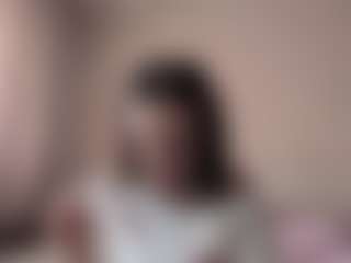 Live cam show with Anna - Striptease on friskycurves.com