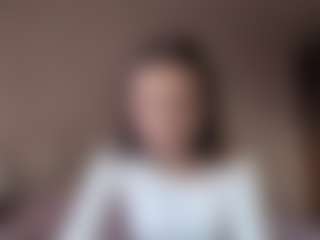 Live cam show with Anna - Bedroom Teen (18+) on milfzrlive.com