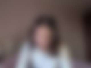 Live cam show with Anna - Skinny on iamadamtest123.com