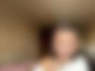 Live cam show with Anna - Brown Hair Teen (18+) on camwithhim.com