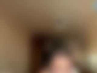 Live cam show with Anna - Strip on Camsoda