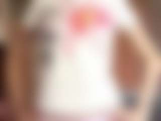 Live cam show with YaniraMollett - New Brown Eyes on AdultVida.com