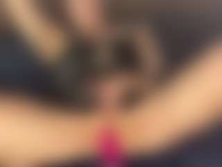 Chloe87's Live Sex Cam Show