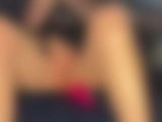 Chloe87's Live Sex Cam Show