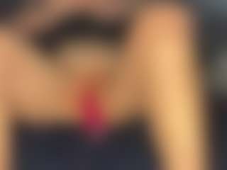 Chloe87's Live Sex Cam Show