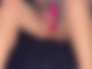 Chloe87's Live Sex Cam Show