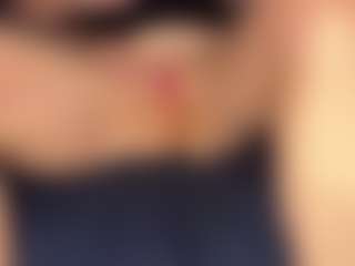 Chloe87's Live Sex Cam Show