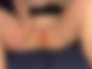 Chloe87's Live Sex Cam Show