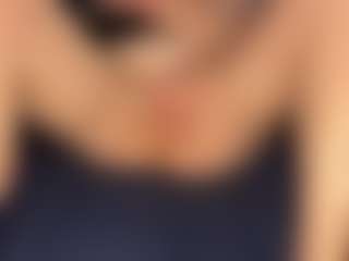 Chloe87's Live Sex Cam Show